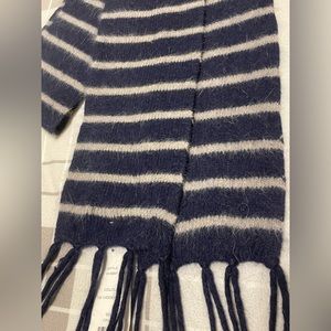 NWT Long Scarf Unisex French Connection